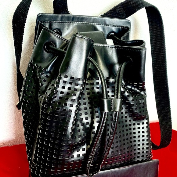 Zara shiny black leather caged cut out backpack purse. - Picture 2 of 11